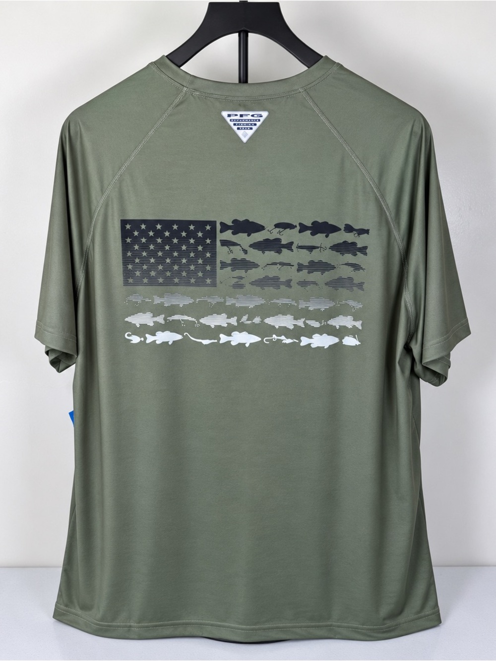 YNWT Columbia PFG Deep Waves Graphic Shirt Men’s XL Olive Green Sold Out and cur